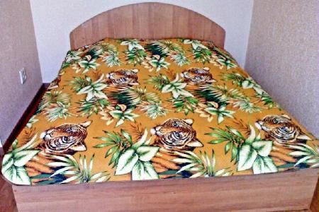 Сдам квартиру: посуточно 1-к квартира 36 м² на 4 этаже 9-этажного кирпичного дома