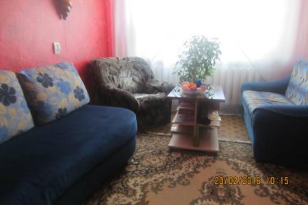 Однокомнатная квартира в центре заречья..удобный въезд и выезд на Москву..без пробок