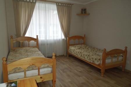 Однокомнатная квартира рядом с монастырем