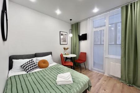 Светлая студия, рядом Арена Арктика и Термы Видное