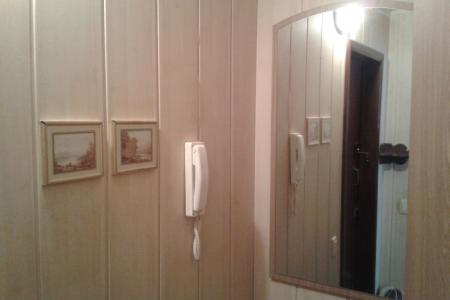 Однокомнатная квартир возле ЖД и авто вокзалов