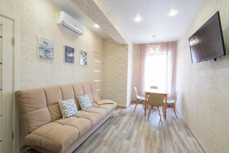 Евротрешка напротив Теннисной академии, Марсовый пер.