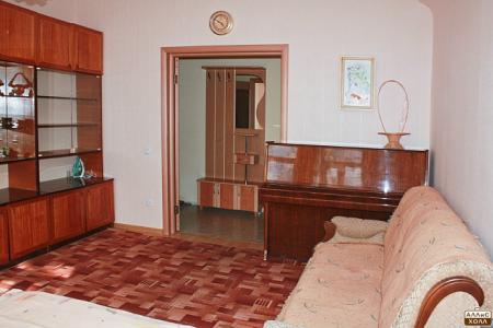 Однокомнатная квартира возле Оперного театра