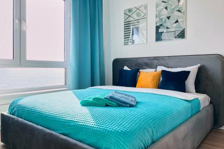 Студия для двоих с шикарным видом Sunny Days Apartment