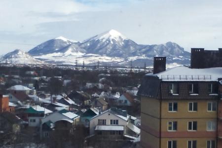 Кв-ра на 2-3 гостя, парковка, лифт, в курзоне, с видом на Бештау!