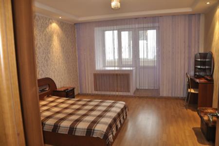 Красивая квартира в центре Левого берега