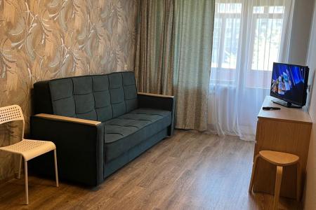 Двухкомнатная квартира возле ЖД вокзала