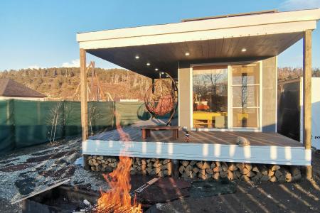 Побег Из Квартиры,  дом на двоих Хай-Тэк 