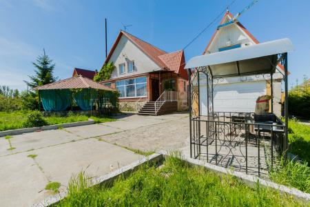 Коттедж 400 кв.м. на участке 12 сот.