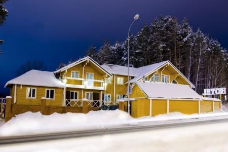 Гостиничный комплекс  "Уральский теремок"