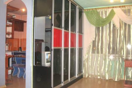 Хорошая двухкомнатная квартира