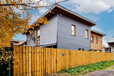 Коттедж с большим бассейном в Сестрорецке