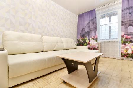 Уютная солнечная квартира