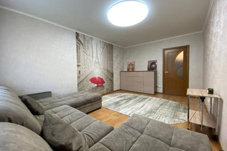 Двухкомнатная квартира Ленинградская 122а