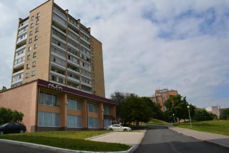 2-х комнатная квартира на сутки в Орле с видом на центральный парк и Белый дом