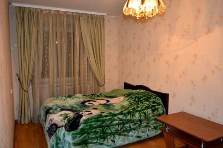 Сдам однокомнатную квартиру район Театральной площади ПОСУТОЧНО