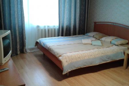 1-комнатная квартира на Корнилова, Уютный Дом