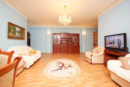 Трёхкомнатная квартира
