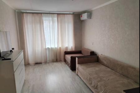 Уютная 2-комнатная квартира в спальном районе посуточно