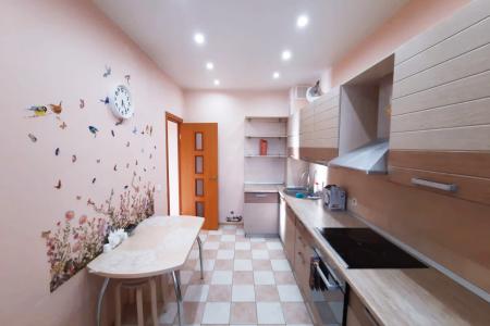 3-к. квартира, 90 м², 5/12 эт.