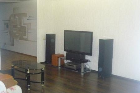 Двухкомнатная квартира на пр. Ленина, 67