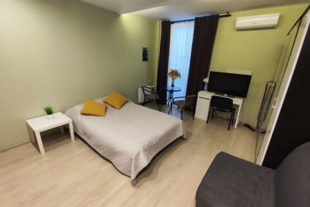 Небольшая уютная студия, в которой есть всё необходимое