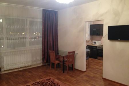 Уютная квартира в близи Иркутского диагностического центра ост.к-р Баргузин