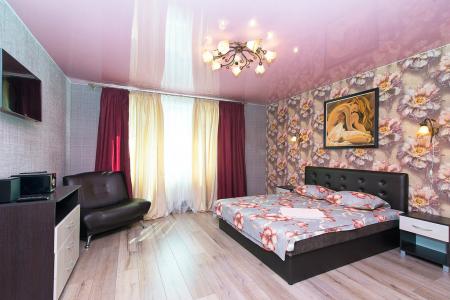 Однокомнатная квартира возле ТРЦ "Планета"