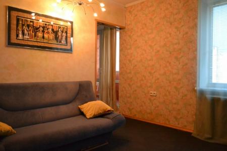 1,5 комн. в центре, Сурганова, ЭКО