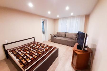 квартира у ТРК ВИВА ЛЭНД, СК ГРАЦИЯ, пл. Кирова