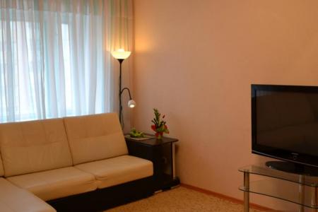 Сдам 1-ком.квартиру на Бабушкина, 31