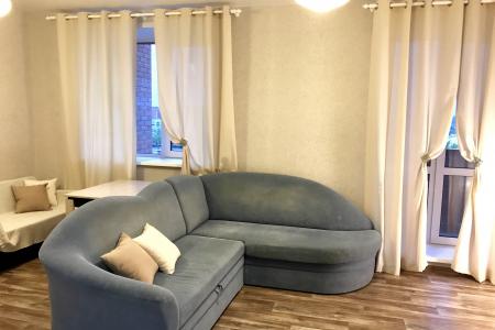FlatRoom студия в центре на 8 этаже для 3 гостей