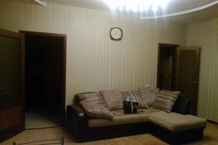 Двухкомнатная квартира в центре (рядом гостиницы Коломна и Советская)