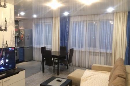 Сдаю 3 комнатную квартиру студию посуточно