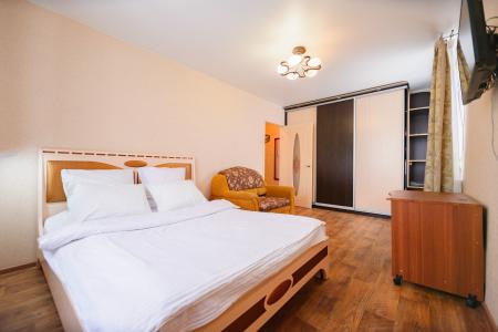 Однокомнатная Звездная 21