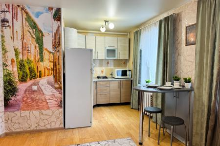 Апартаменты рядом с ФОК Надежда