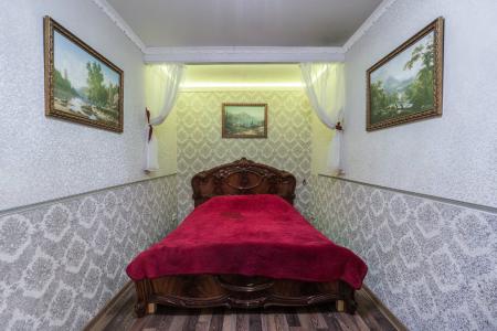 Ленина,10 двухкомнатная квартира-студия в Центре