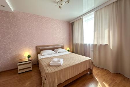 EasyRent двухкомнтная квартира в современном районе возле Набережной