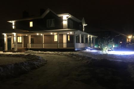 Трехэтажный коттедж 2018 года, совершенно новый!