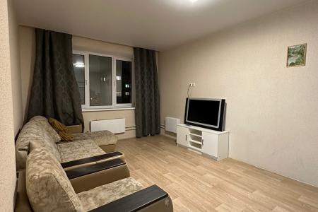 1-к. квартира, 42 м², 13/15 эт