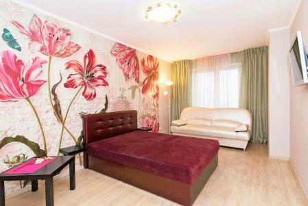 Однокомнатная квартира возле ТРЦ "Планета"