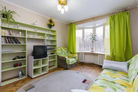 Уютная квартира у метро Приморская