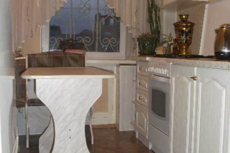 Сдается 2-х комнатная квартира в центре города