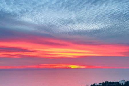 Квартира с шикарным видом на море.