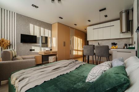 Стильная студия в одном из крупных и развитых районов города Екатеринбурга!