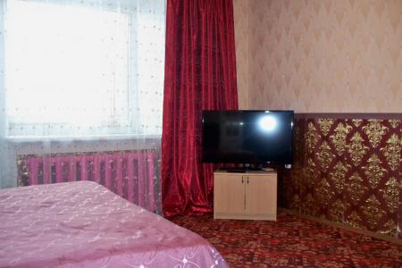 Новый дом, удобное расположение - в центре города.