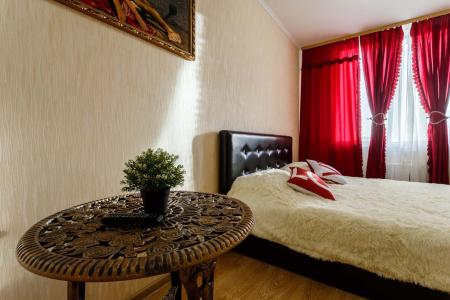 Квартира находится в ЖК ЮГ возле ТРЦ Мегаполис