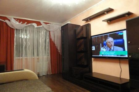 Посуточно 1 комн. на ул. Пушкина (Пруды)