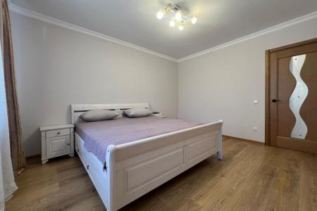 2-к. квартира, 66 м², 2/14 эт.