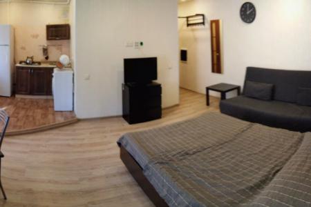 Двухкомнатная, возле ЖД вокзала